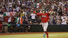 PHOENIX, ARIZONA - MARCH 12: Joey Meneses #32 of Team Mexico celebrates after hitting a two-run home run against Team USA during the first inning of the World Baseball Classic Pool C game at Chase Field on March 12, 2023 in Phoenix, Arizona.   Christian Petersen/Getty Images/AFP (Photo by Christian Petersen / GETTY IMAGES NORTH AMERICA / Getty Images via AFP)