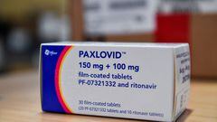 Reportes revelan que los estadounidenses retrasan el tratamiento de pastillas covid-19 por “desconfianza”. ¿Cuándo se deben comenzar a tomar las píldoras?