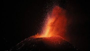La Palma volcano, live updates today: eruption, tsunami warning and latest news | Canary Islands