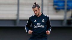 Bale, en una imagen de ayer, toc&oacute; bal&oacute;n levemente.