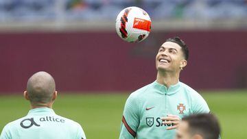 Cristiano Ronaldo entrenando con Portugal con Pepe