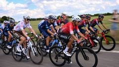 Team Arkea-Samsic team's Colombian rider Nairo Quintana (C) cycles with the pack of riders during the 3rd stage of the 109th edition of the Tour de France cycling race, 182 km between Vejle and Sonderborg in Denmark, on July 3, 2022. (Photo by Anne-Christine POUJOULAT / AFP) (Photo by ANNE-CHRISTINE POUJOULAT/AFP via Getty Images)