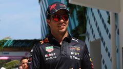 Checo Pérez presenta su casco especial para el GP de Miami