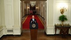 TOPSHOT - US President Joe Biden speaks on ending the war in Afghanistan in the State Dining Room at the White House in Washington, DC, on August 31, 2021. - US President Joe Biden is addressing the nation on the US exit from Afghanistan after a failed 20