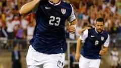 El estadounidense Brek Shea celebra el gol de la victoria de su selecci&oacute;n ante Costa Rica.