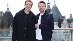 FILE PHOTO: Actors Hayden Christensen and Ewan McGregor pose at the Corinthia Hotel to celebrate the upcoming launch of Obi-Wan Kenobi on Disney+ in London, Britain, May 12, 2022. REUTERS/Matthew Childs/File Photo