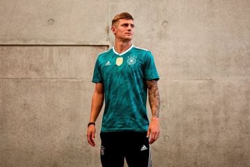 Toni Kroos in Germany's away shirt for the 2018 World Cup.