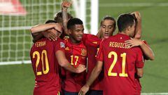 MADRID, SPAIN - SEPTEMBER 06: Ferran Torres (L) of Spain celebrates scoring their fourth goal with teammates Ansu Fati (2ndL), Thiago Alcantara (3dR) and Sergio Reguilon (R) during the UEFA Nations League group stage match between Spain and Ukraine at Est