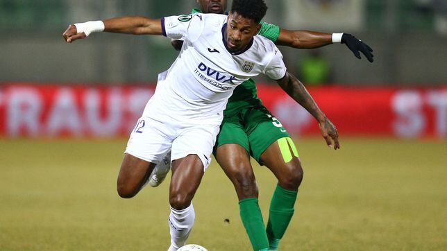 El internacional panameño Murillo brilla en el Anderlecht