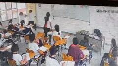 Vídeo: Estudiante agrede con un cuchillo a su maestra en Coahuila