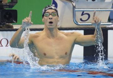 El nadador estadounidense consiguió cinco medallas de oro y una de plata en Río 2016, alcanzando la impresionante suma de 28 medallas (23 oros, 3 de plata y 2 de bronce).