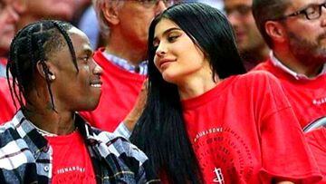 Travis Scott y Kylie Jenner, en un partido de los Houston Rockets