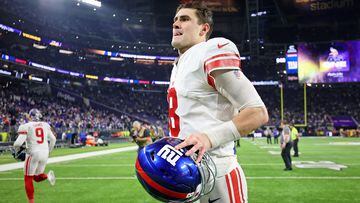 The New York Giants have extended Daniel Jones’ contract, the new terms making him the ninth quarterback to have an average annual income of $40 million.