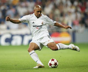 Another defender to lose out in the shadow of a forward, Roberto Carlos can have few complaints about Ronaldo claiming the 2002 Ballon d'Or after banging in eight goals in Japan and South Korea. But he was still arguably the greatest left back the game has ever seen and deserved one in 1997 purely on the basis of that free kick in Le Tournoi. Who won it that year? Ronaldo again. 