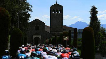 El pelotón ciclista, durante una etapa de la Vuelta a Suiza