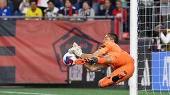 The goalkeeper became the hero of the day for Quéretaro in the penalty shootout against the New England Revolution.