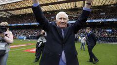 Riazor paid tribute to legendary former Deportivo coach Arsenio Iglesias before kick-off.