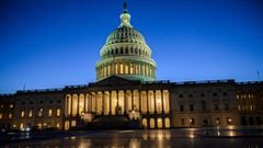 After weeks of negotiations, a temporary rise to the US debt ceiling was approved in the Senate to ensure that the country does not default for a first time.