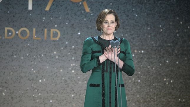 La gente se rinde en X a Sigourney Weaver por su muestra de respeto a la actriz española que le dobla