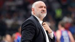 Real Madrid&#039;s head coach Pablo Laso during the EuroLeague Final Four final  basketball match between Real Madrid  and Anadolu Efes Istanbul at the Stark Arena in Belgrade on May 21, 2022. (Photo by Pedja Milosavljevic / AFP)