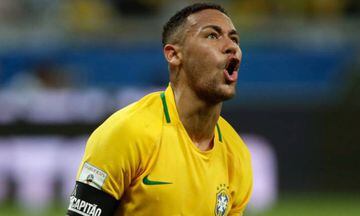Football Soccer - Brazil v Argentina - World Cup 2018 Qualifiers - Mineirao stadium, Belo Horizonte, Brazil - 10/11/16 - Brazil's Neymar reacts.
