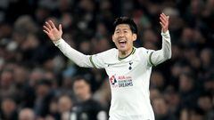 Heung-min Son, jugador del Tottenham, celebra su gol contra el Manchester United.