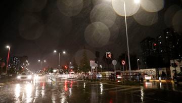 Lluvia en Santiago: ¿Seguirán las precipitaciones en Santiago y pronóstico del tiempo para hoy?