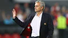 Mourinho en problemas: el United inicia con derrota