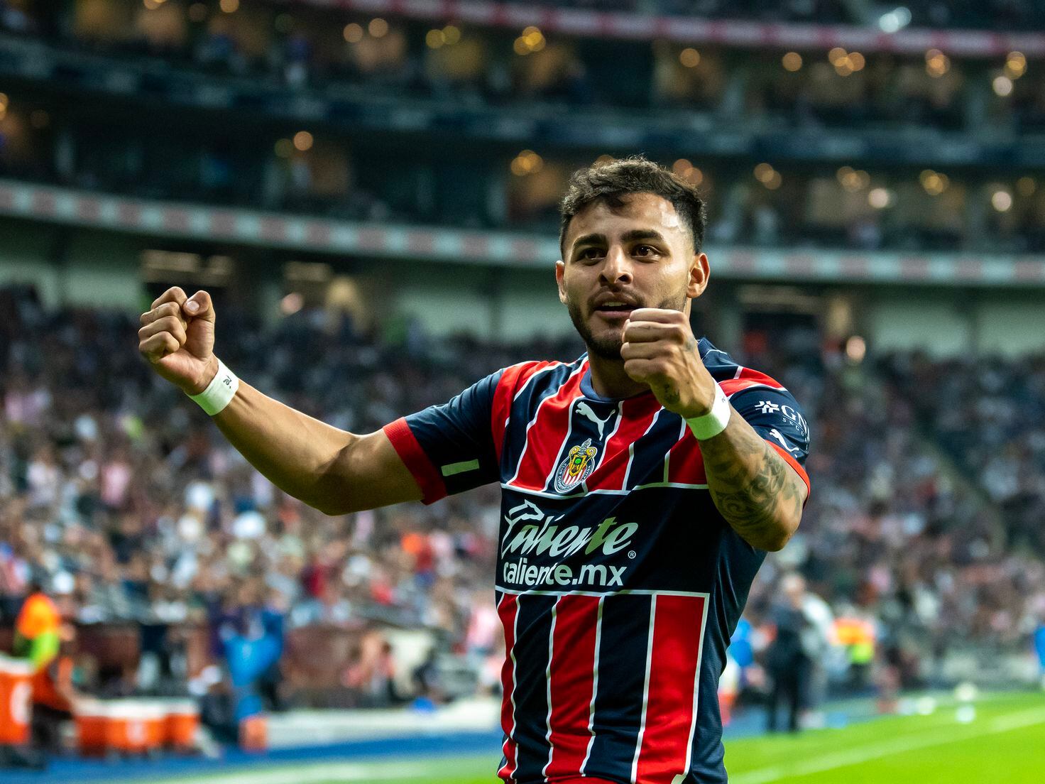 Chivas not slowing down as Paunovic's squad moves up in Liga MX standings