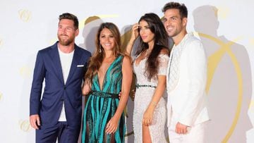 Leo Messi, Antonella Roccuzzo, Daniella Semaan y Cesc F&agrave;bregas en la fiesta post boda de los dos &uacute;ltimos celebrada en Ibiza.