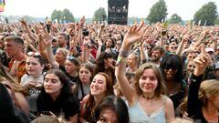 Music festivals lover rejoice -- after a one-year hiatus, Lollapolooza is back. To keep event-goers safe new covid-19 rules and restrictions are in place. 