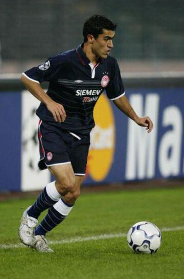 Castillo disputó dos ediciones de la Champions League (2003-2004 y 2004-2005) con el Olympiakos. Facturó dos goles.