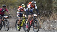 El ciclista espa&ntilde;ol Miguel Indurain compite durante la cuarta etapa de la Titan Desert 2020.