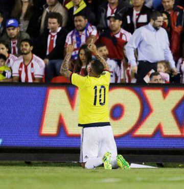 Cardona celebra el gol para el triunfo de Colombia.