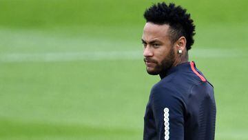 Juventus enter the race to sign Neymar