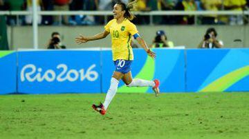 Marta, la mejor futbolista por cinco años consecutivos. Es la volante '10' de Brasil y juega en Suecia 
