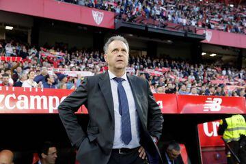 Joaquín Caparrós takes charge of his second game since replacing Vincenzo Montella in the Sevilla dugout.