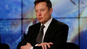 FILE PHOTO: SpaceX founder and chief engineer Elon Musk reacts at a post-launch news conference to discuss the  SpaceX Crew Dragon astronaut capsule in-flight abort test at the Kennedy Space Center in Cape Canaveral, Florida, U.S. January 19, 2020. REUTERS/Joe Skipper/File Photo