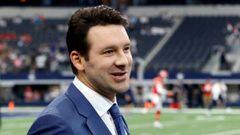 El ex quarterback de los Cowboys entrar&aacute; a su tercera temporada como comentarista de CBS y ahora busca un contrato multimillonario con la cadena.