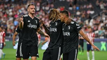 Juventus (2-0) Chivas: Resumen del juego