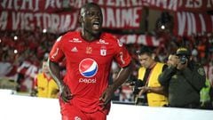Cristian Mart&iacute;nez Borja celebrando un gol en el triunfo de Am&eacute;rica sobre Junior en la Liga &Aacute;guila I-2017