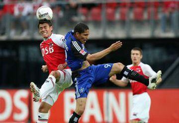 Héctor Moreno ya estuvo en la liga holandesa. Llegó el 2008 para estar con el AZ Alkmaar. Ahora regresará para ser compañero de Guardado en el PSV.