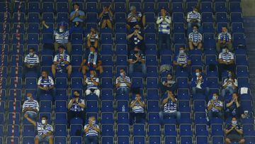 Soccer Football - DFB Cup - First Round - MSV Duisburg v Borussia Dortmund - MSV-Arena, Duisburg, Germany - September 14, 2020 Fans inside the stadium before the match REUTERS / Thilo Schmuelgen / Pool DFB regulations prohibit any use of photographs as im