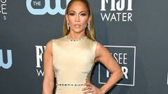 Jennifer Lopez en la 25&deg; entrega anual de los Critics&#039; Choice Awards en Barker Hangar, California. Enero 12, 2020.