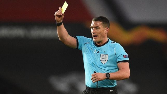Who is István Kovács, the referee for Liverpool - Real Madrid Champions League round of 16 first leg?