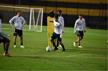 Uruguay y Colombia juegan este jueves 7 de octubre desde las 6:00 p.m., hora colombiana, por la fecha 11 de Eliminatorias.