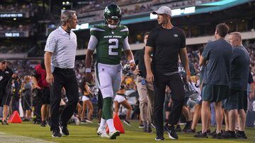 Jets-Eagles Game Recap  QB Zach Wilson Injures Knee in Preseason