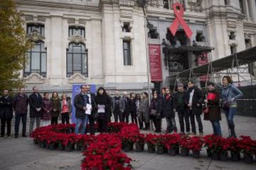 El delegado del Área de Gobierno de Salud, Seguridad y Emergencias del Ayuntamiento de Madrid, Javier Barbero, durante el acto celebrado hoy con motivo del Día Mundial de la Lucha contra el Sida 2016, organizado por la Coordinadora Estatal de VIH y sida y Cesida.