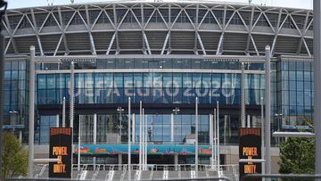 London (United Kingdom), 02/06/2021.- Exterior view of Wembley Stadium in London, Britain, 02 June 2021. Wembley stadium is to host parts of the UEFA EURO 2020, with Wembley being the venue for three of England&#039;s group matches, a round of 16 match, t
