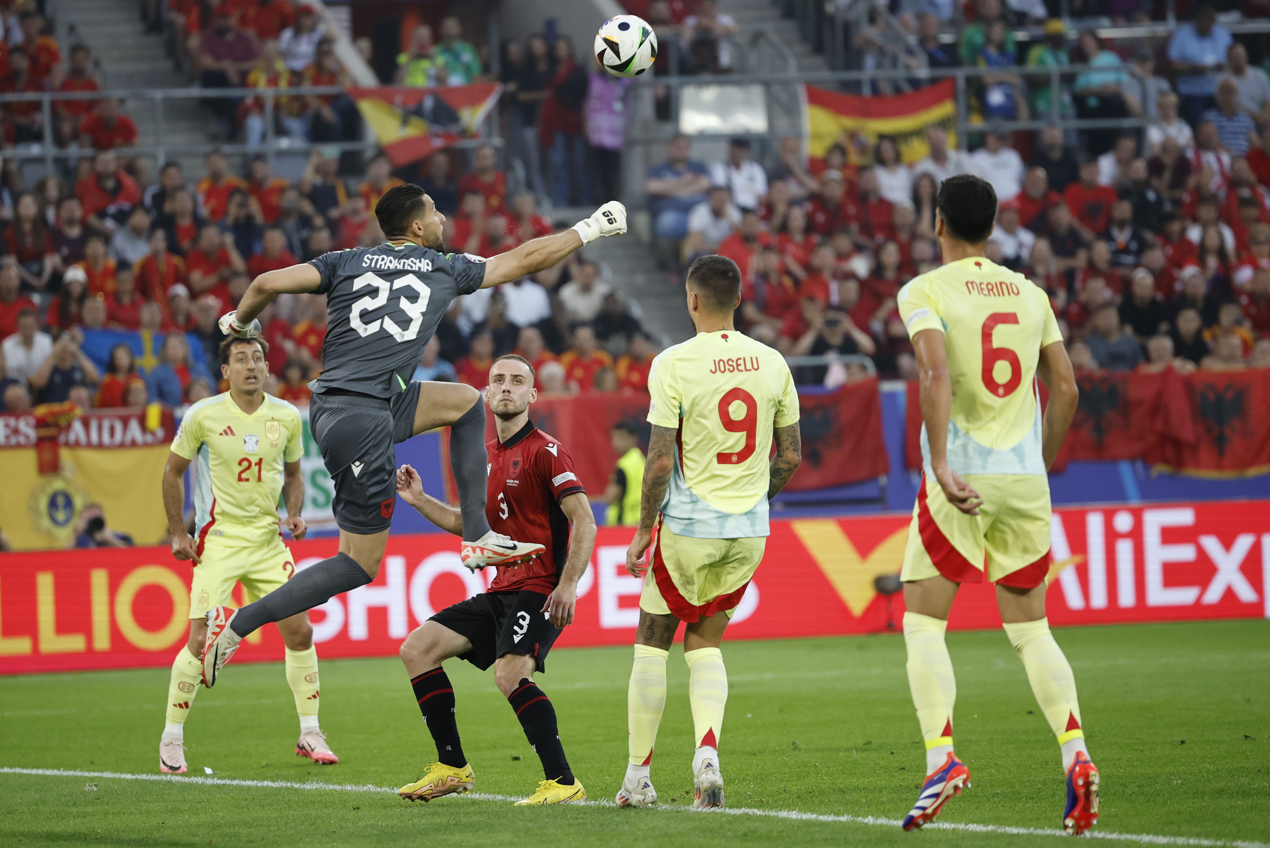 España hace feliz a tres selecciones